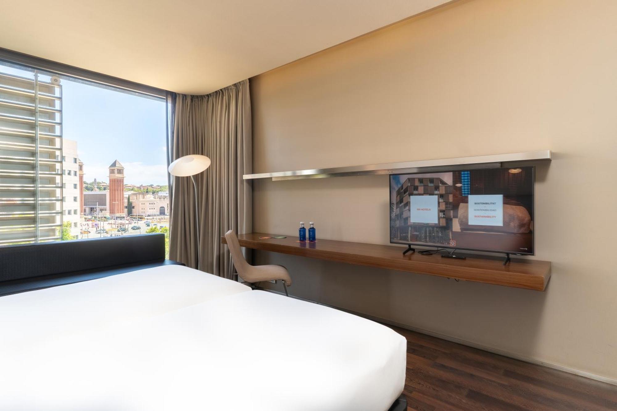 B Hotel Barcelona Exterior photo